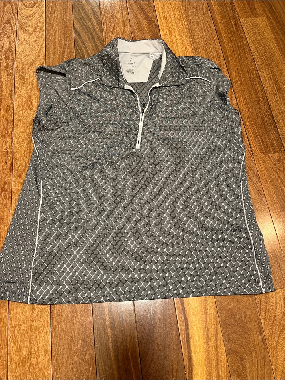Gray Diamond-Print Women’s Polo with Front Zip — Lightweight Performance